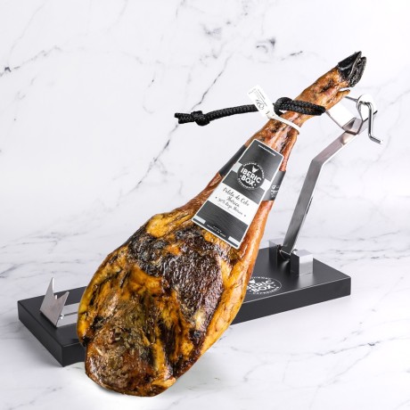 Pack Cutter | 50% Iberian Cebo Salamanca Shoulder ham + Black Chrome Folding Ham Holder | Iberian Packs